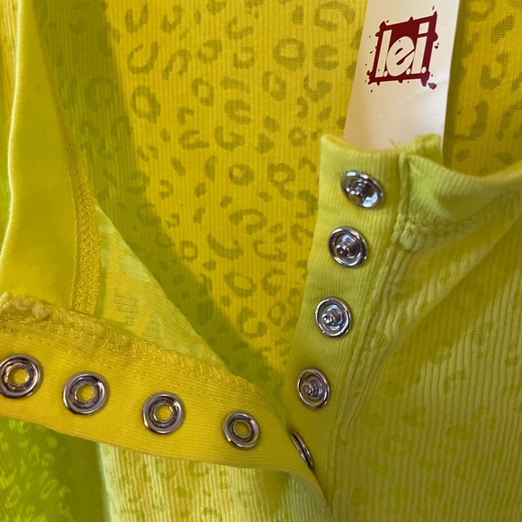 NWT • Cheetah Print Burnout Tee - Picture 7 of 13